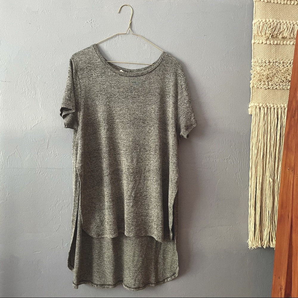 Mimi’s Hi Lo Tunic Top